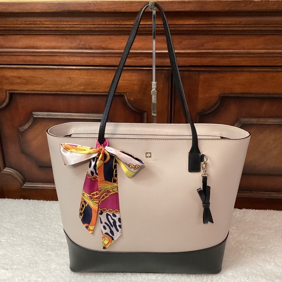 Kate Spade NS  Leather Tote - Picture 1 of 14